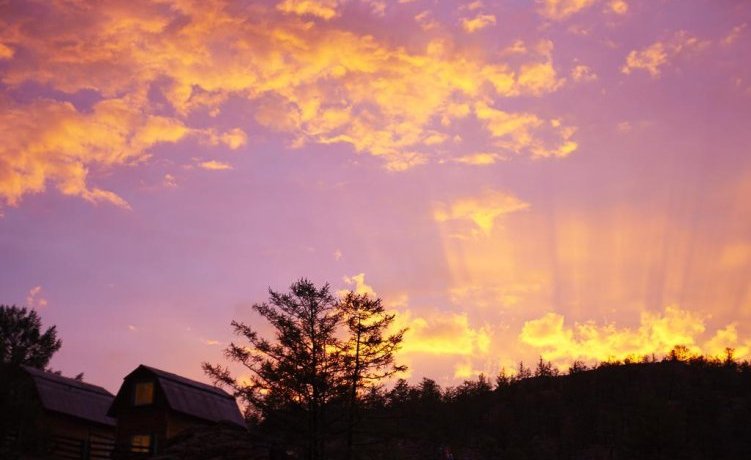 Гостиница Boyarskiy Dvor Andreevskiy Байкальск