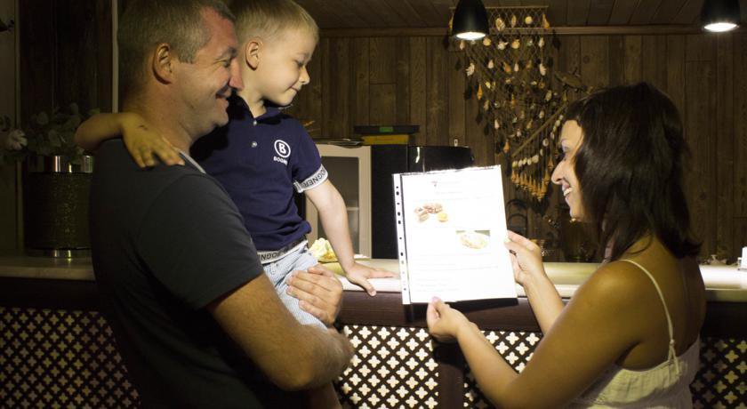 Гостиница Boyarskiy Dvor Andreevskiy Байкальск